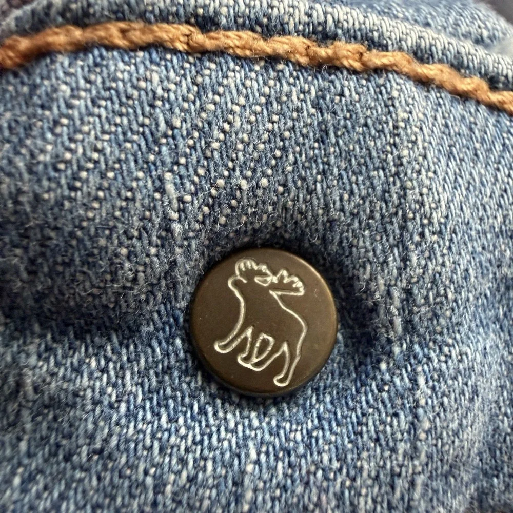 Abercrombie & Fitch good preowned